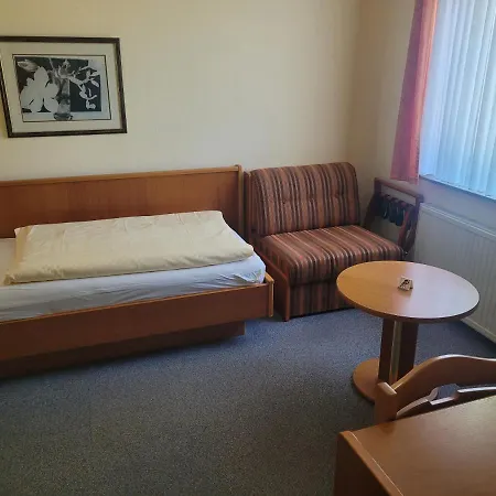 Bed & Breakfast Ems-hotel Emden